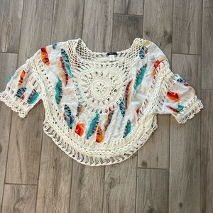 Colored feather design boho shirt